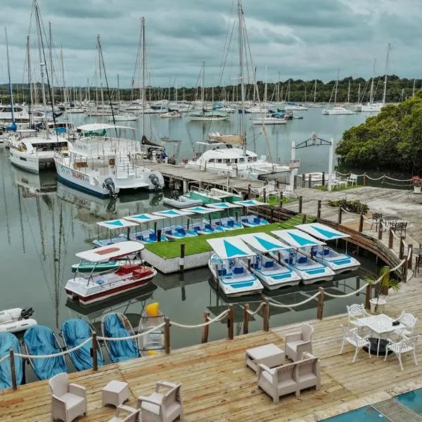 Puerto Blanco Marina & Hotel, готель у місті Puerto de Luperon