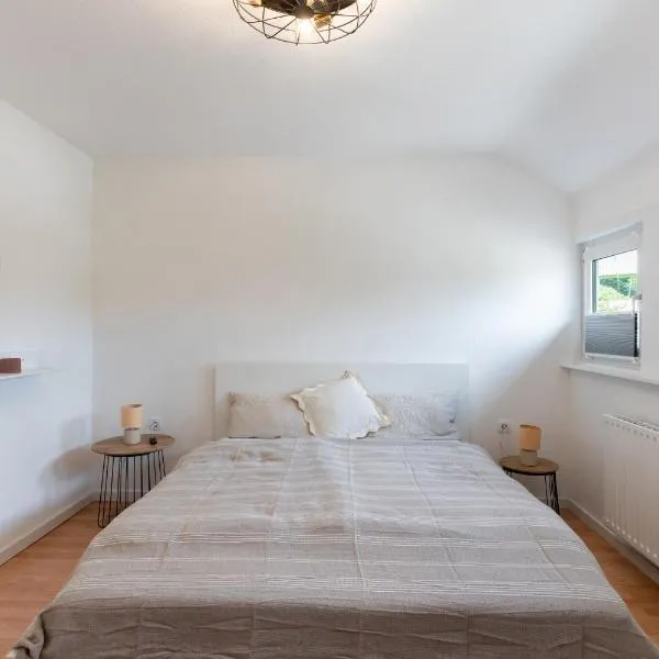 Zentrale Ferienwohnung in Arnsberg nahe Altstadt & Burg, hotel en Arnsberg