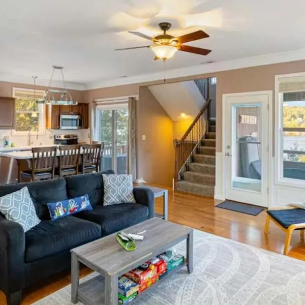Amber Waters Hideaway, ξενοδοχείο σε Camdenton