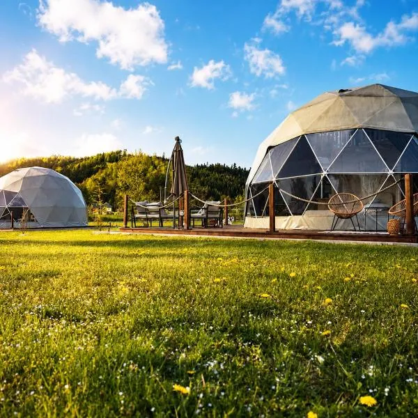 Glamping nad Sanem – hotel w mieście Krzemienna