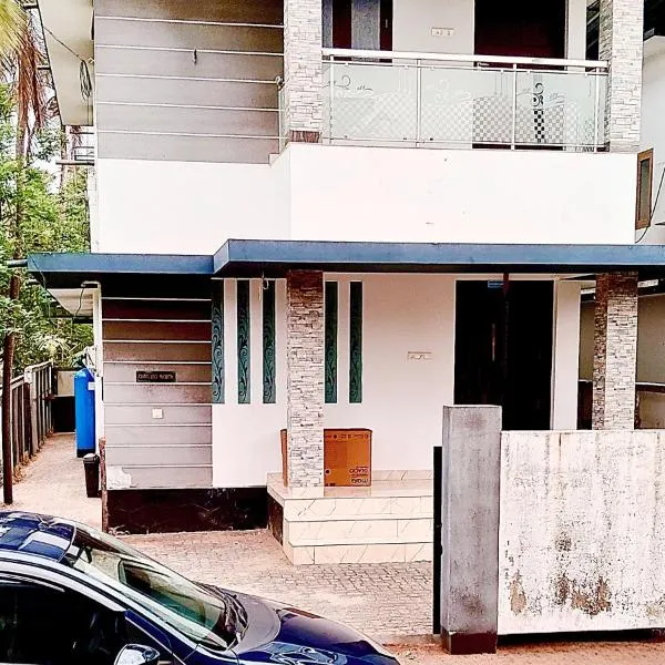 Guruvayoor Group Stay less than 10 persons Group, hotel u gradu Trichur