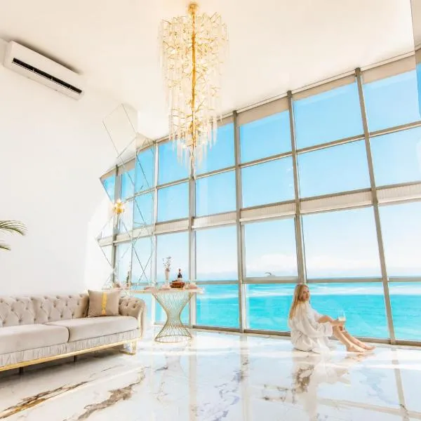 Penthouse Panorama Luxury Sea View Premium Stay in Batumi, hotel a Batumi