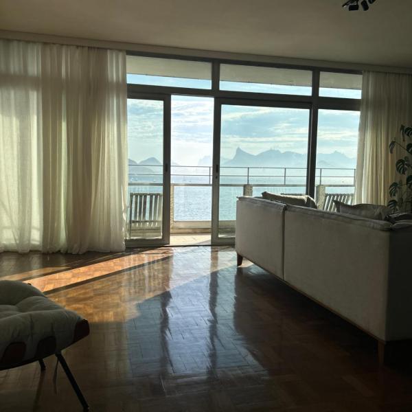 Apartamento com vista incrível para o Rio!