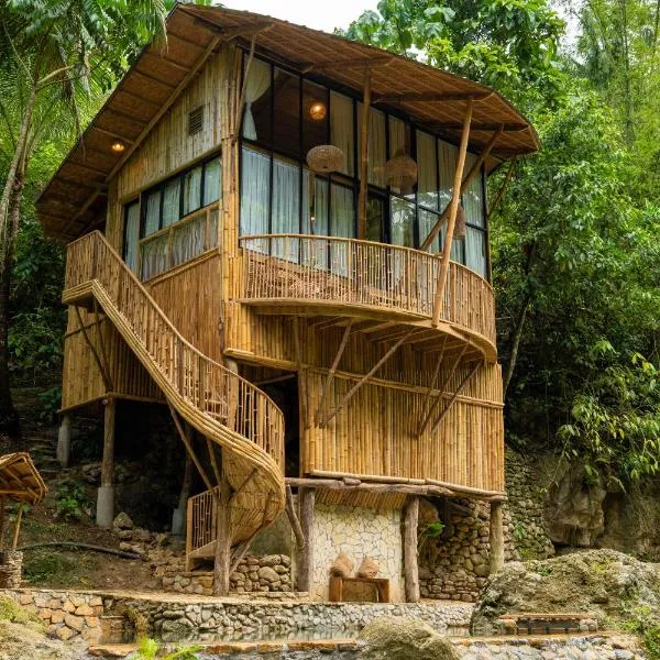 Treehouse de Valentine, отель в городе Balamban