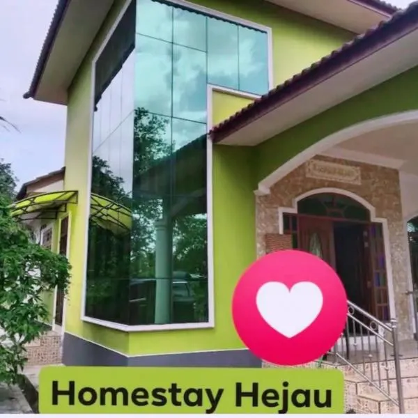 BESUT Homestay Hejau, hotel in Kampong Amir