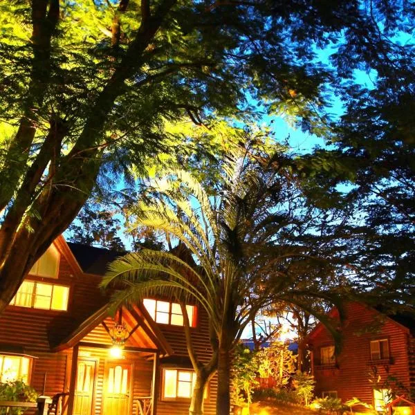 Master Bear Resort, готель у місті Jiafeng