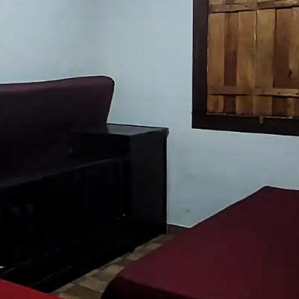Casa Nobre com Piscina e Churrasqueira