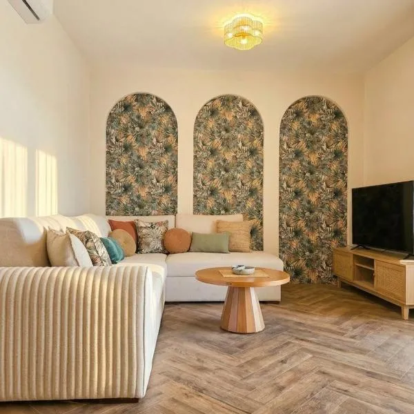 Reževići Apartment, hotelli kohteessa Katun