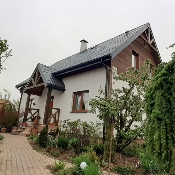 Willa z sauną i jacuzzi na wyłączność, hotel a Dąbrówka