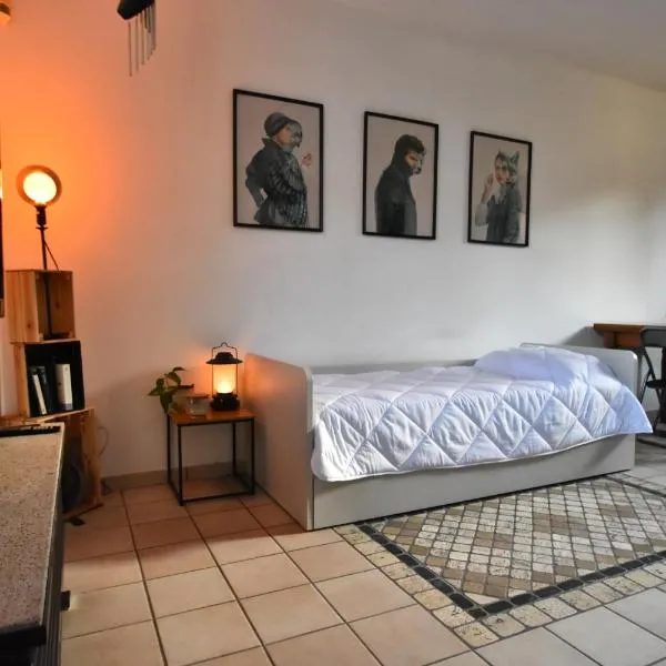 "The Other Side" Studio, hotell i Lainate