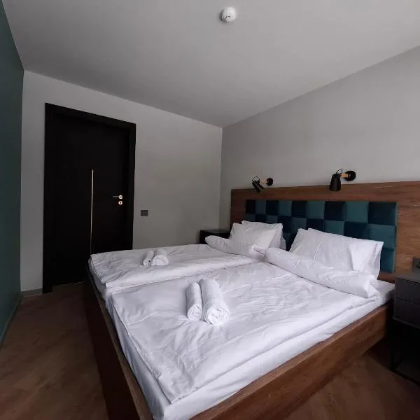 Nemunėlio vitražai, hotel en Nemunėlio Radviliškis