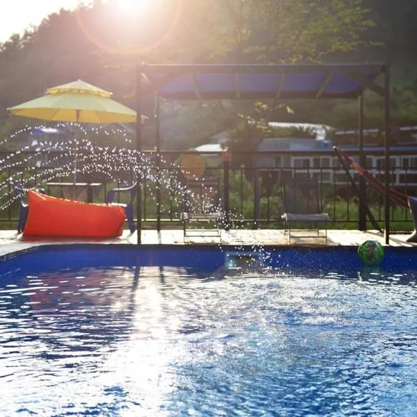Gapyeong Gratia glamping، فندق في كابيونغ