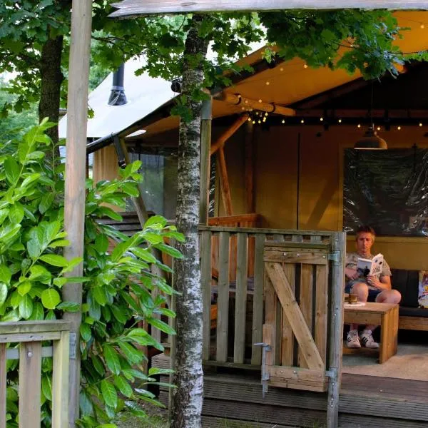 Ons plekje in het bos โรงแรมในบีคแบร์เกิน