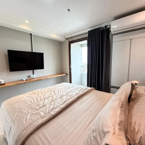 SkyBreeze Sentraland, hotel in Medan