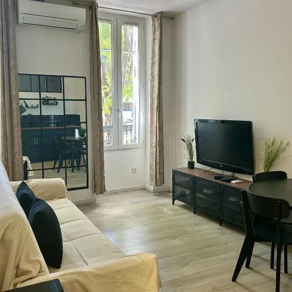 Massilia I & II, hotel a Marsella