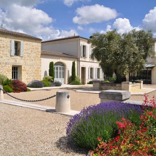 Château la Rose Perriere, hotel v destinaci Lussac