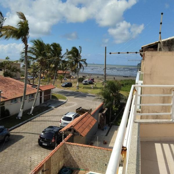 Sobrado pé na areia