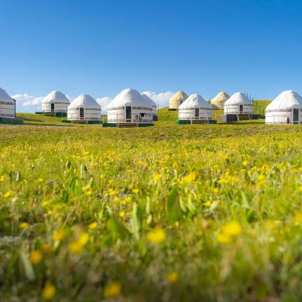 Achyk-Tash Base Camp Lenin Peak, hotel in Sary-Mogul