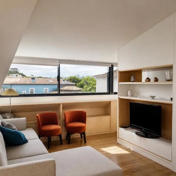 Sunny studio in Porto, hotelli Portossa