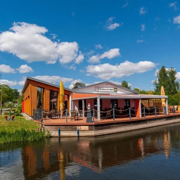 Gasthaus & Herberge Am Hafen Neukalen, hotel en Neukalen