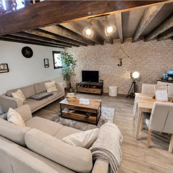 4 pers Centre de Limoux au calme - Parking & Wifi: Limoux şehrinde bir otel