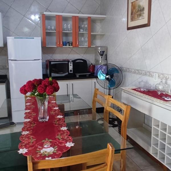 Ótima casa 3 quartos, piscina, bem localizada - Foto 4