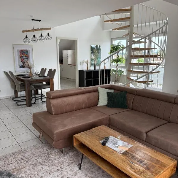Velmora Boutique Suites Rheingau - Balkon & Grill, hotel di Oestrich-Winkel