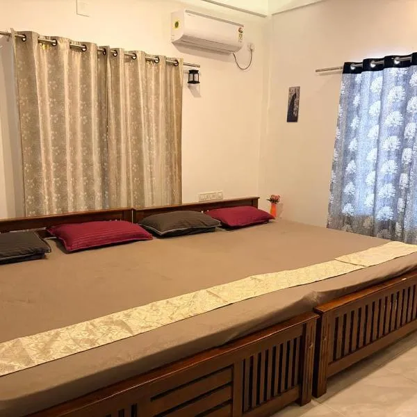 Ira Wanderlust Homes & Tours, hotel in Trichūr