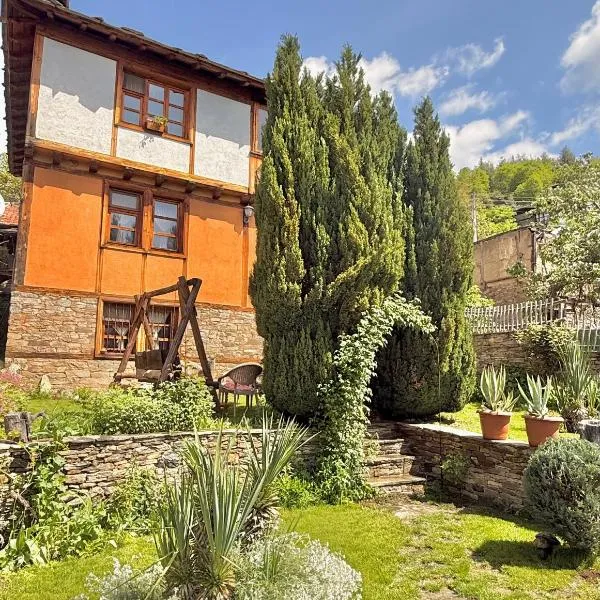 Guest House Pri Malkiya: Leshten şehrinde bir otel