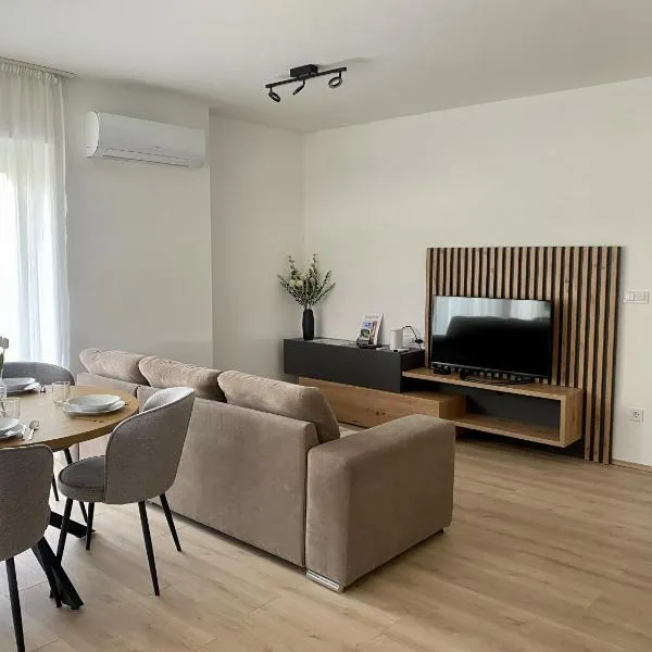 Green Nest Apartment, hotell i Sárvár