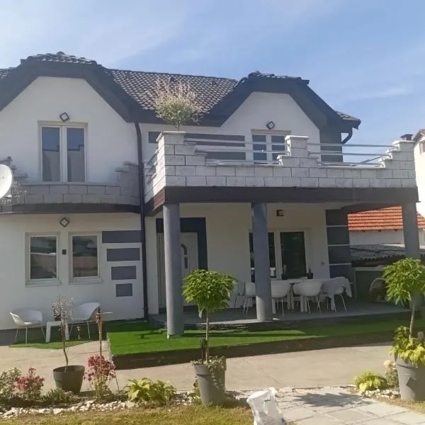 Vila city, hotel i Bijeljina