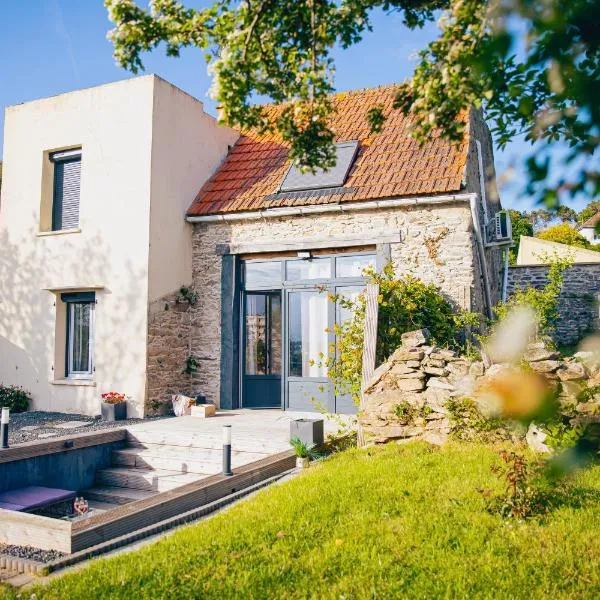 L'Envol - Jacuzzi, Sauna et belle vue, Hotel in Cherbourg-en-Cotentin