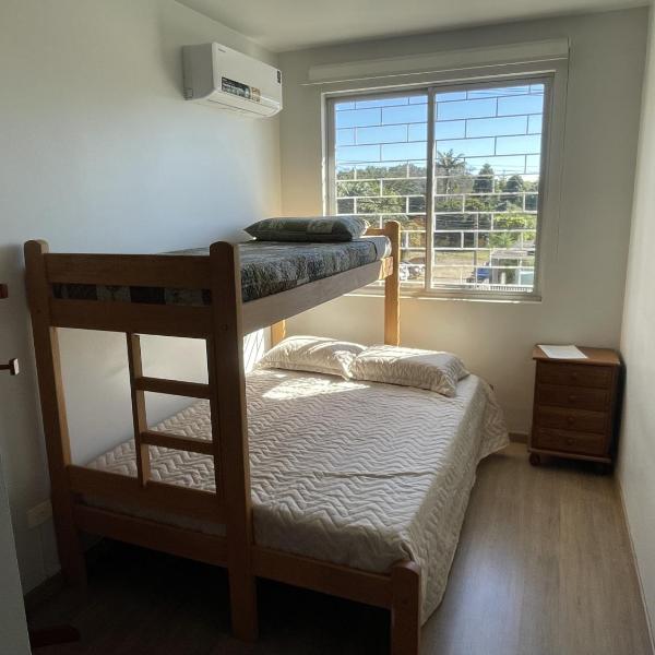 Duplex completo em Curitiba, Três quartos - Bairro Cabral - Pet friendly - Foto 2