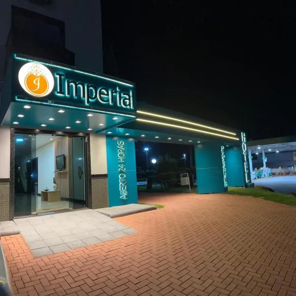 Imperial Hotel, hotel em Santa Bárbara