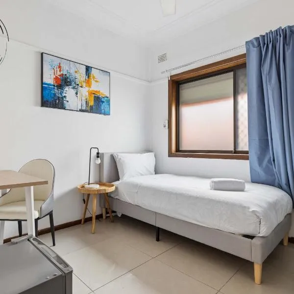 Single Room at Blacktown - Close to Sydney Zoo & Westpoint - Shared Bathroom, hotelli kohteessa Blacktown