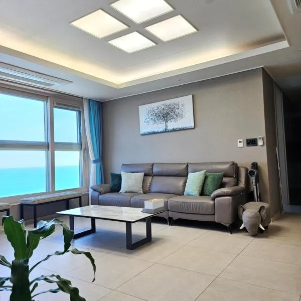 이스턴뷰 프리미엄 레지던스 100프로오션뷰, hotel u gradu Ulsan