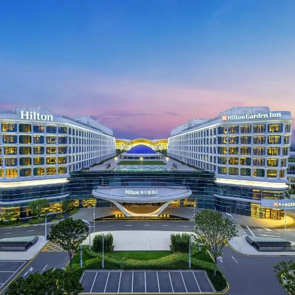 Hilton Garden Inn Guangzhou Baiyun Airport Terminal 3، فندق في قوانغتشو