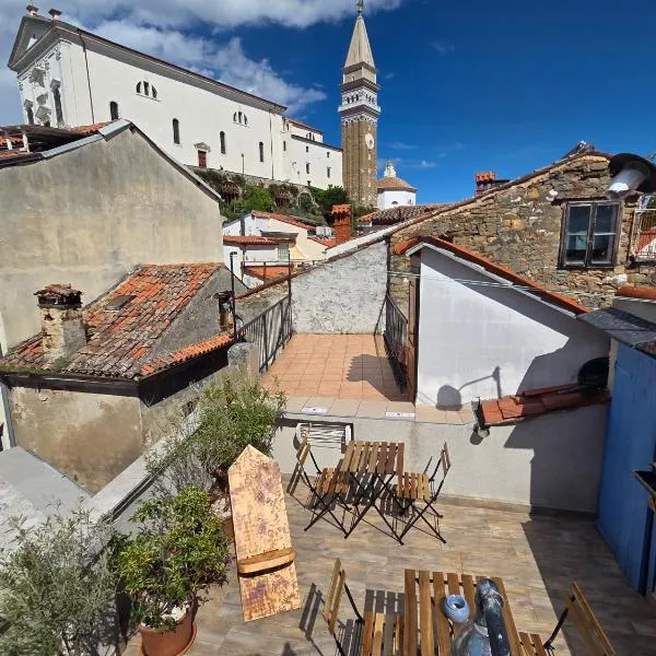 Traditional Piran house, מלון בפיראן