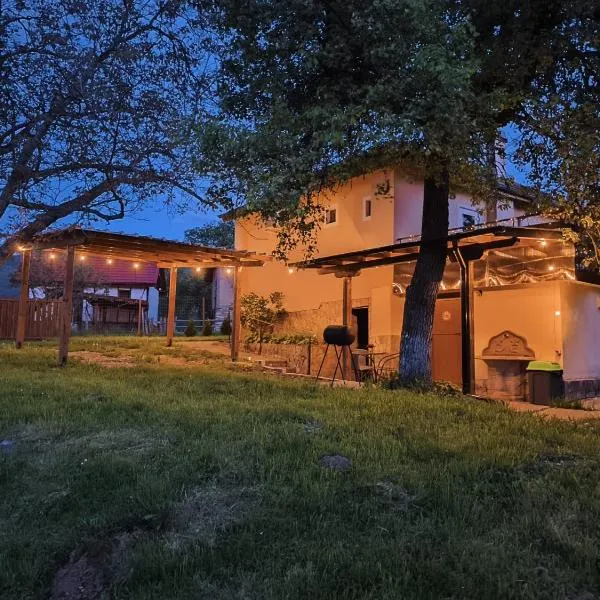 Вила Хармония Harmony Cottage, hotel v destinácii Zhilentsi