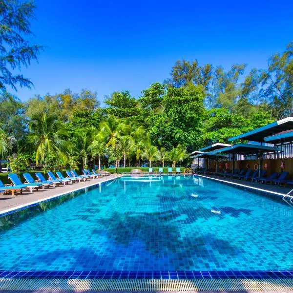Naiyang Park Resort - Beachfront Escape, hotel in Nai Yang Beach