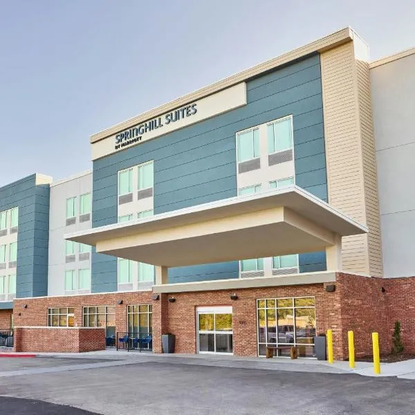 SpringHill Suites by Marriott Chesterfield, hotel u gradu Česterfild