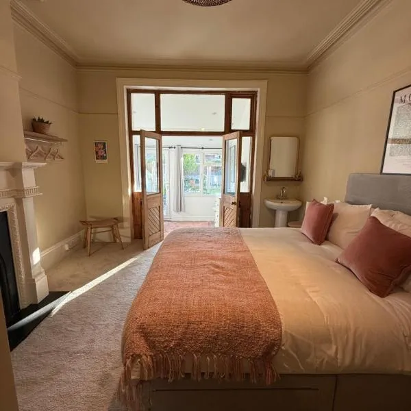 The Albany Rooms Bexhill, viešbutis mieste Bekshilis