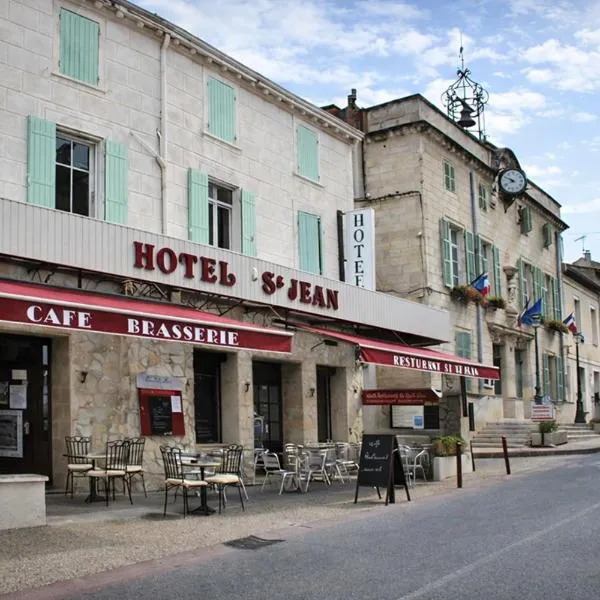 Viesnīca Le Saint Jean Hotel Bar Restaurant - Barbentane pilsētā Barbentane