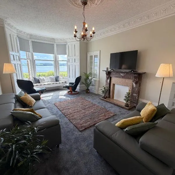 Prime Dundee West End 3BR Apartment, Stunning River Views, Sleeps 6, hotell sihtkohas Dundee