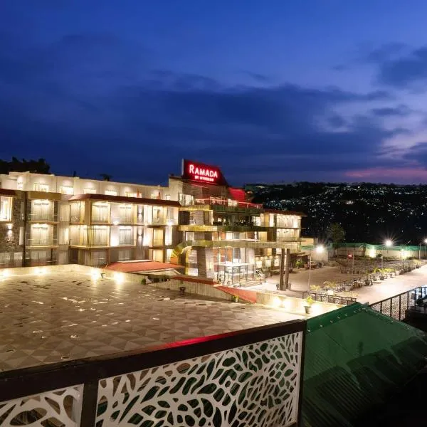 Ramada by Wyndham Murree Lower Topa Resort, hotel en Murree