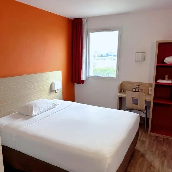 HubOne3 Istres, hotel sa Istres