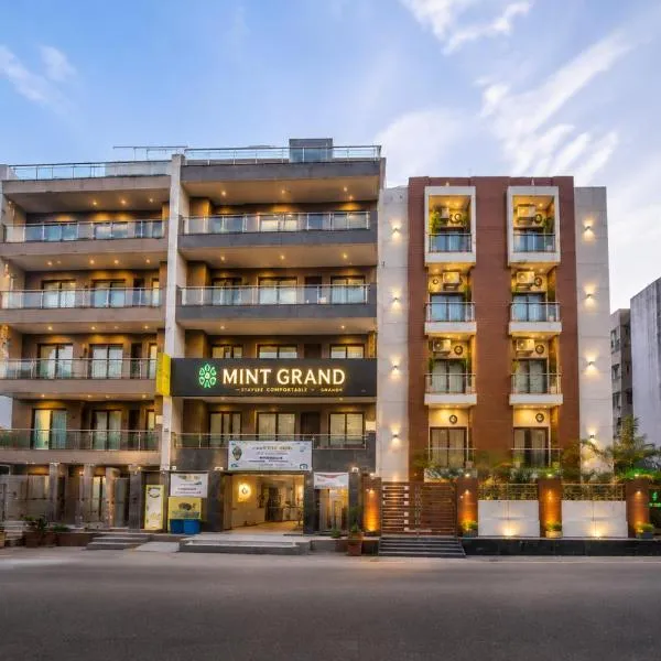 Hotel Mint Grand - A Smart Stay Near Yashobhoomi, hotel u gradu Nju Delhi