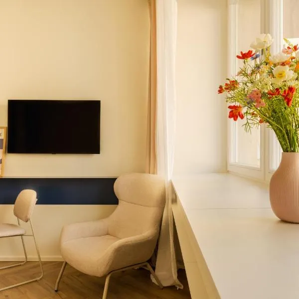 LOCA by Ambiente Apartments: Bratislava şehrinde bir otel