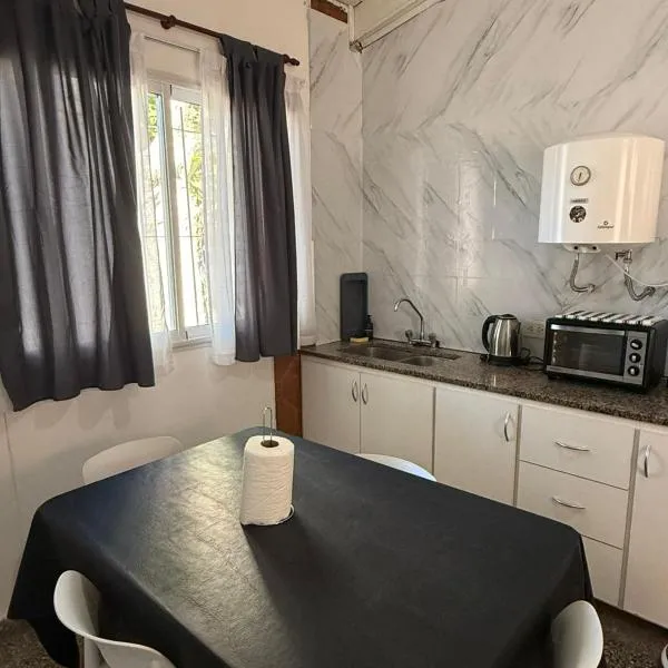 Casa YRIGOYEN, hotell i Junín