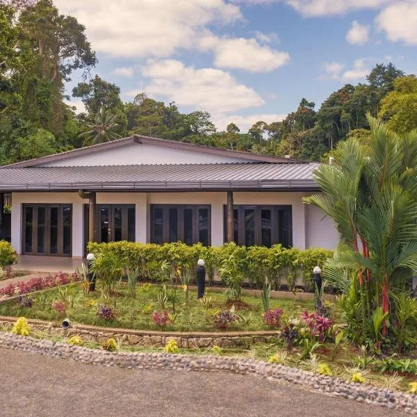 Novotel Suva Lami Bay, отель в Суве